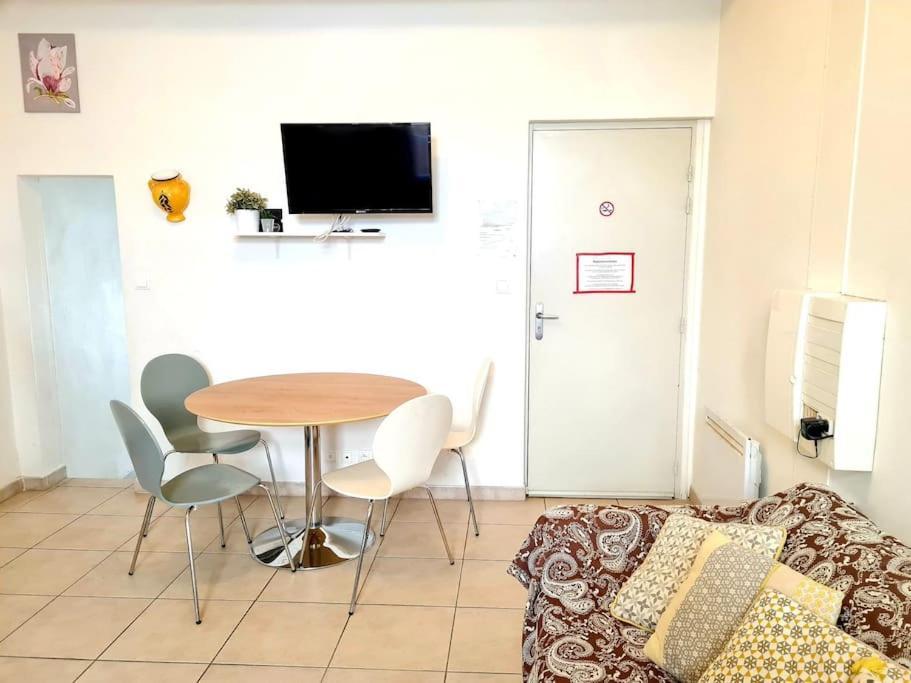 Appartement 4 Voyageurs Avec Terrasse - Wifi Carcasona Exterior foto